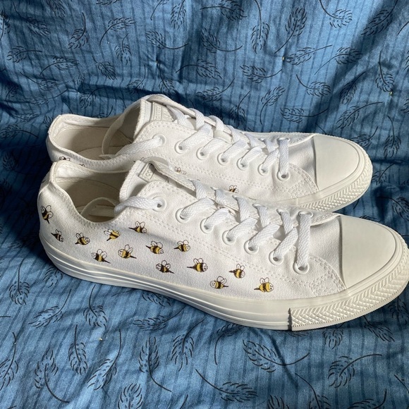 Converse all stars “Bee good” low top sneakers M11 W13 - Picture 1 of 7